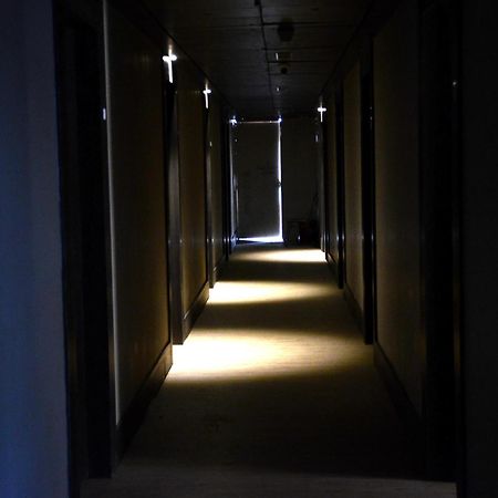 Noxx Residency Hotel Haora Exterior photo